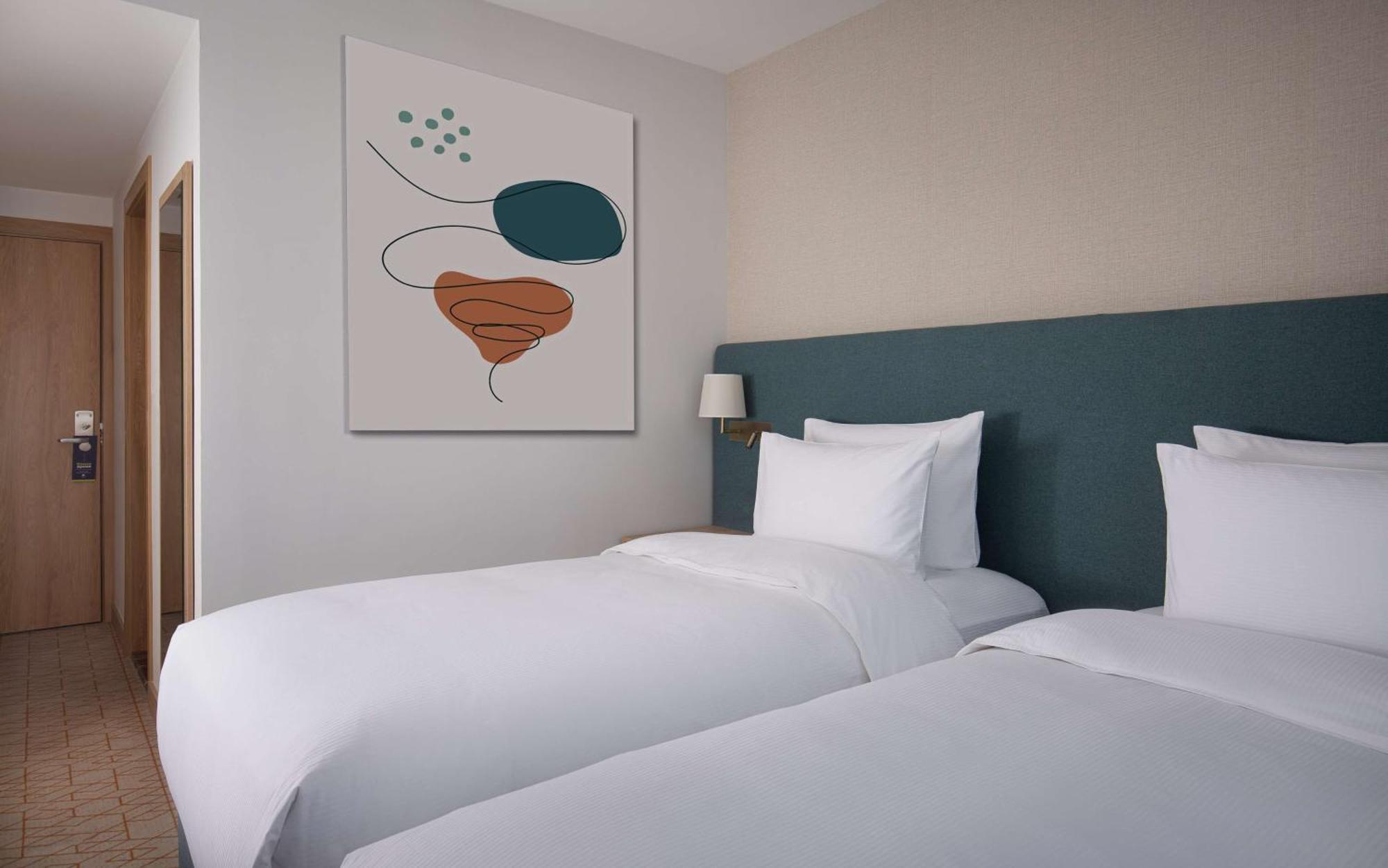 Doubletree By Hilton Shymkent Otel Dış mekan fotoğraf
