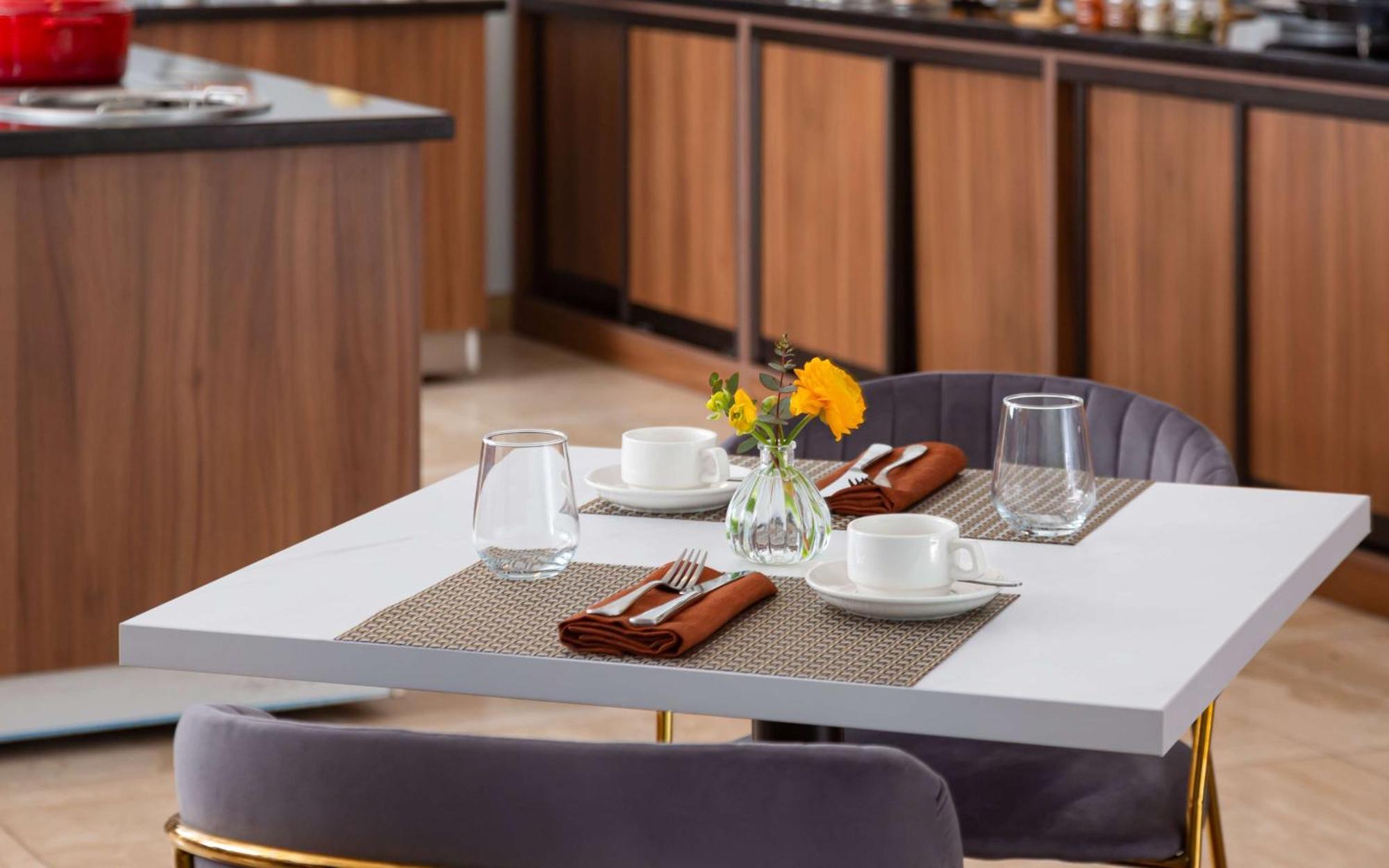 Doubletree By Hilton Shymkent Otel Dış mekan fotoğraf