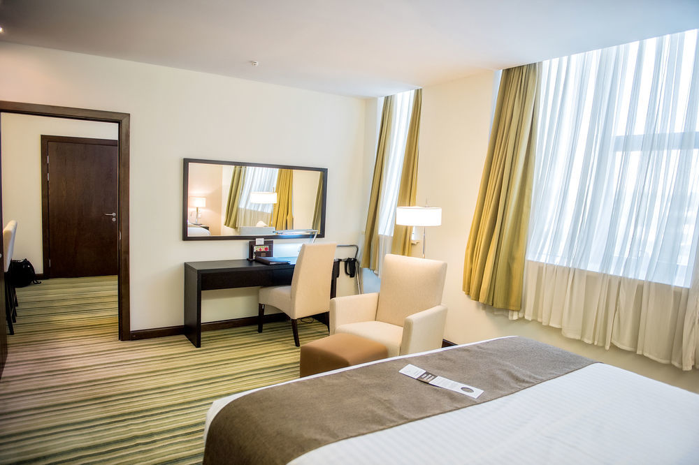 Doubletree By Hilton Shymkent Otel Dış mekan fotoğraf